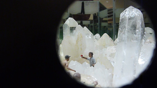 P1010884-2011-11-05-Ponce-Crush-Kibbee-Gallery-diorama--by-Don-Robson-VIDEOpreview