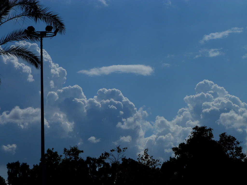 05-11-2011-skies