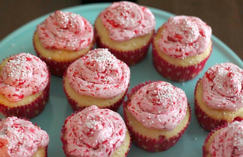 Yellow Cupcakes w/ Strawberry Swiss Meringue Buttercream
