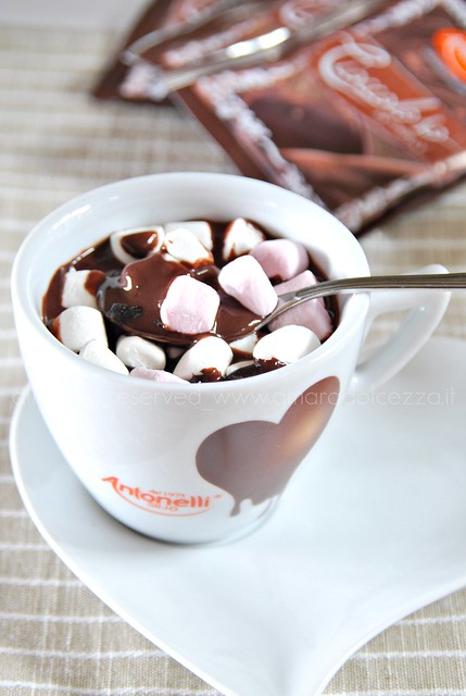 cioccolata calda Antonelli e marshmallow