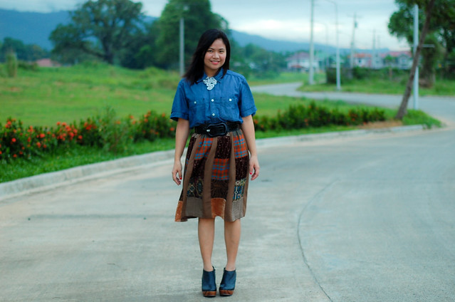 denise katipunera, pinay fashion blogger, filipina, thrift fashion, mommy style, brown skirt and denim top