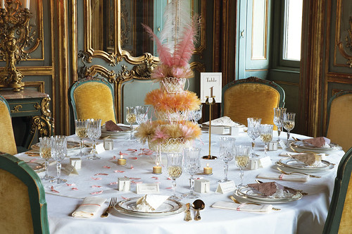 pink wedding table settings