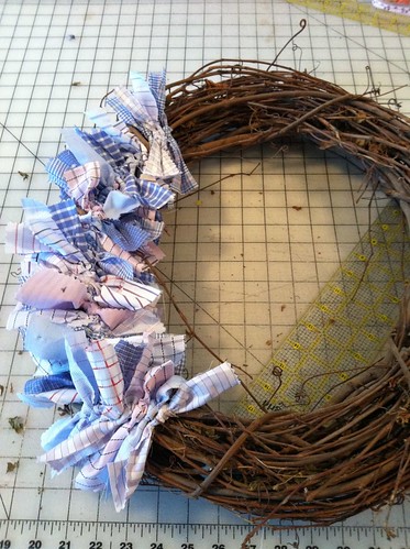 Recycled men's shirting fabric wreath