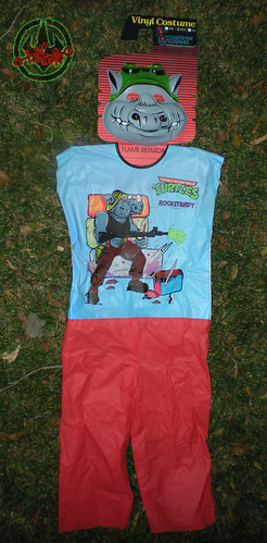 Collegeville Costumes :: TEENAGE MUTANT NINJA TURTLES { OPPOSITION FORCES! } : "ROCKSTEADY" Medium Children's Costume with Mask i (( 1990 ))