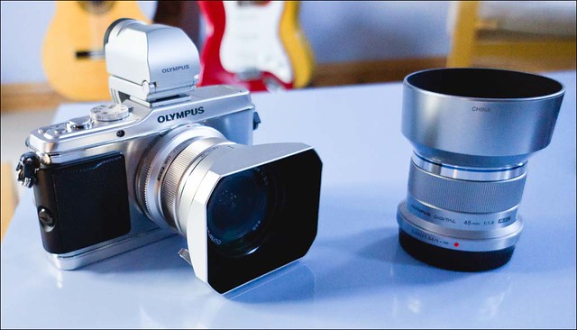 Olympus E-P3 12mm f/2 45mm f/1.8 Lens Hoods