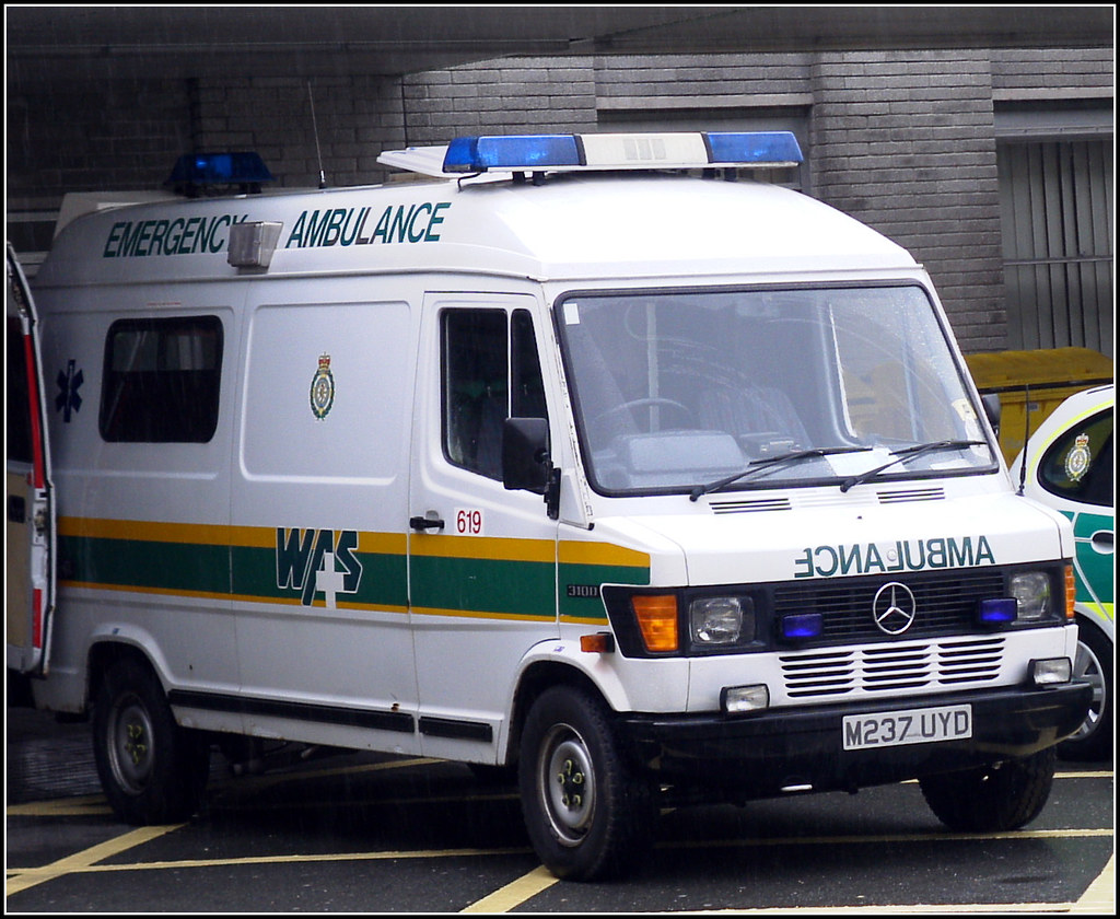 Westcountry Ambulance M237UYD