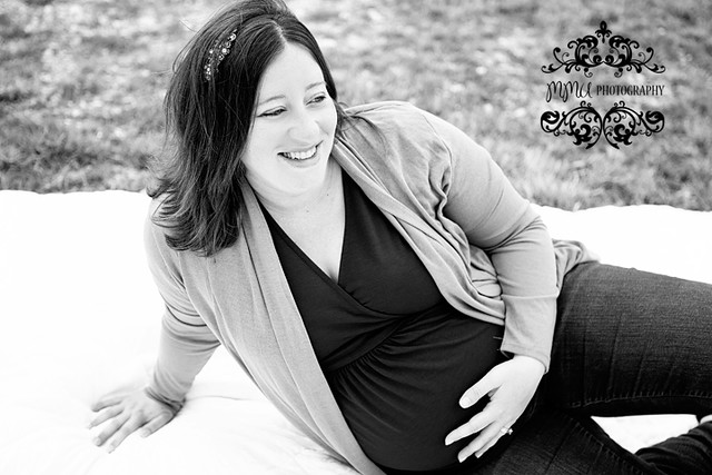 Kelly Maternity_1-edit-bw copy fb