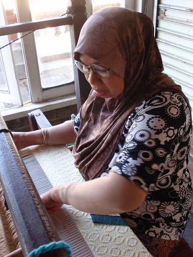 Kota Bahru Songket weaver
