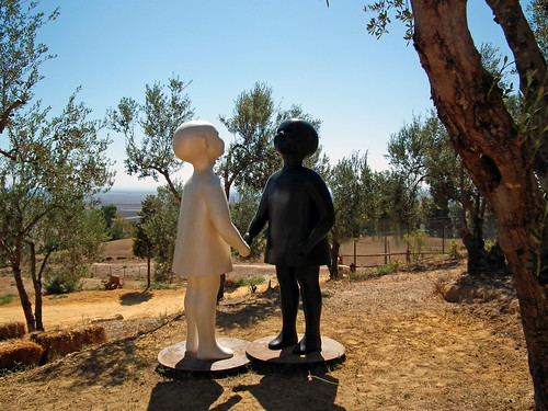 Ana Corbero's Giant Children Sculptures in Carmona, Spain (2011)