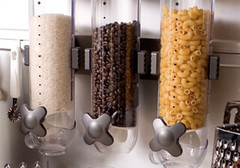 Revolutionary Dry Food Dispenser by Yanko Design