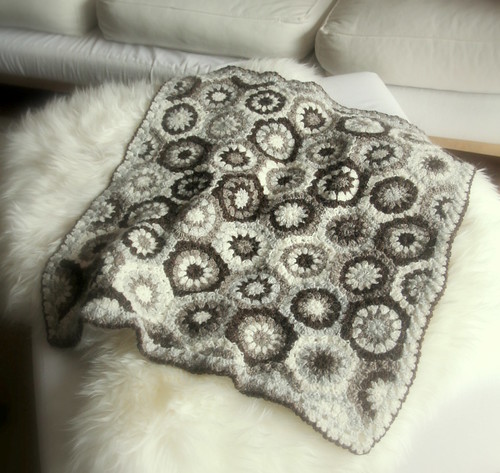 Hexagon baby blanket