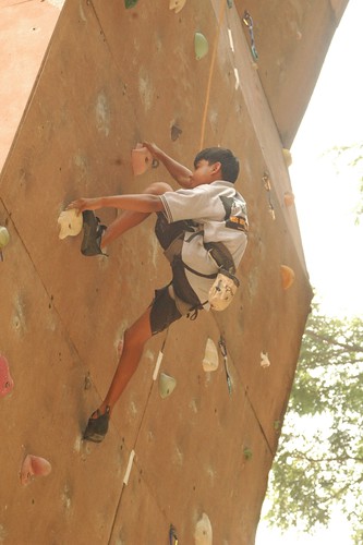 17th_South_Zone_Sports_Climbing_Competition_Sub_Junior_Boys_In_Action1