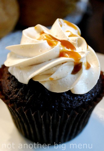Bea's of Bloomsbury - Chocolate cupcake and peanut butter icing