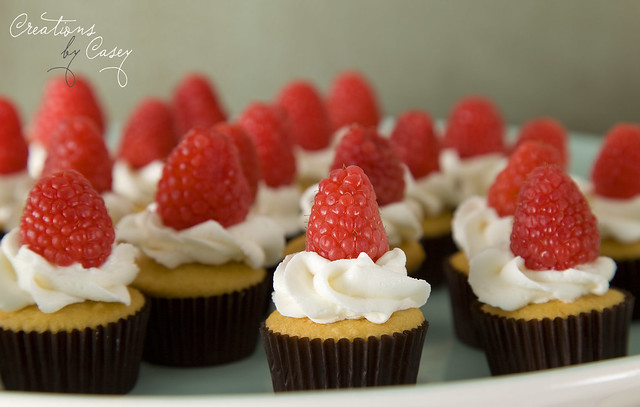 Raspberry vanilla cupcakes