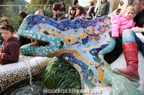 park guell mosaic drago3