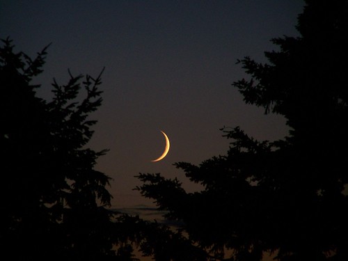 jun-jul 216 Crescent moon