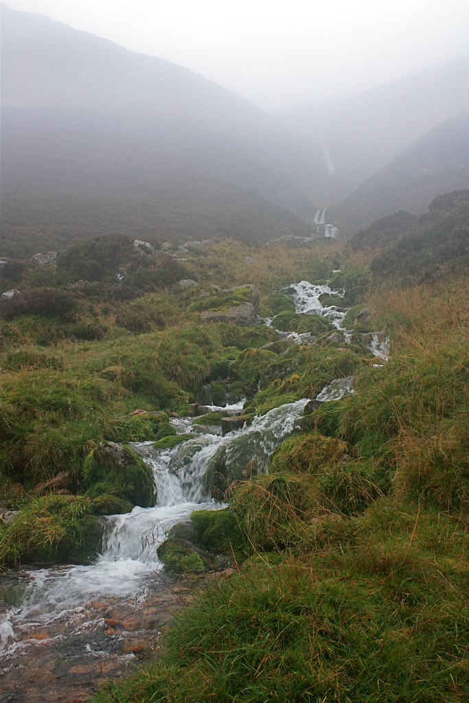 Waterfall from Coire Bogha-clioche
