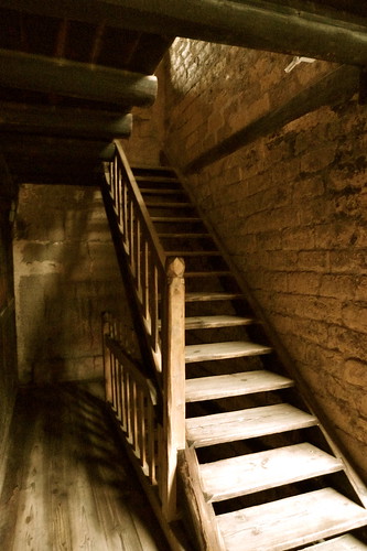 .....古老的樓梯.....