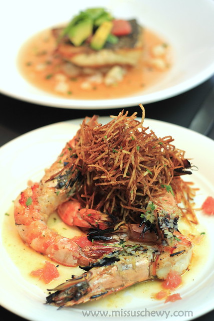 From the grill: 4 jumbo tiger prawns, skinny frites, house sea urchin batter, chopped parsley, ruby red grapefruit 34