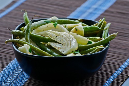 Lemony Roasted Fennel and String Beans