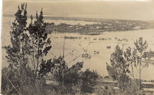 Boat race on the Swan River, Western Australia. 1923.