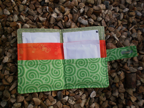 tea bag wallet fromtutorial by handmadetherapy