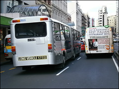 Articulated bus (Metrolink)