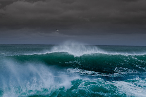 無料写真素材|自然風景|海|暗雲|波|風景フランス