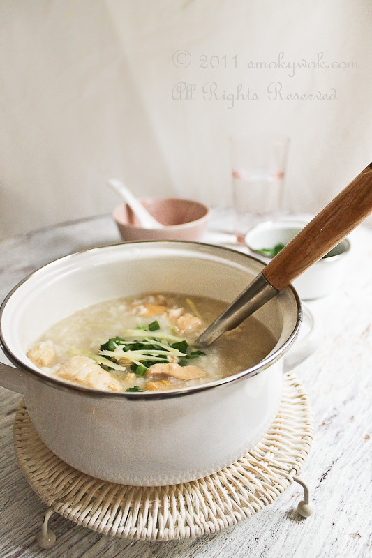 Chicken Congee for the Cold Weather!! 温暖的鸡粥...