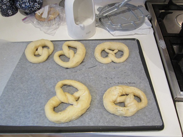 pretzels after soda solution