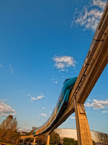 Monorail Monday - Golden Hour Tronorail by DisHippy