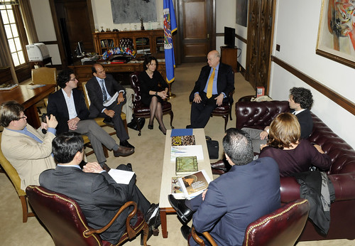 OAS Secretary General Meets with Members of the Regional Alliance for Freedom of Expression and Information