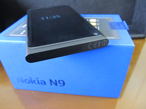 NOKIA N9 02