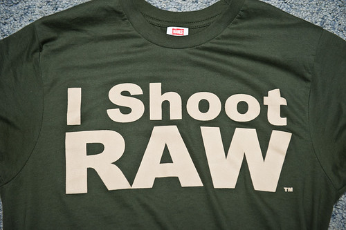 I SHOOT RAW - OD GREEN