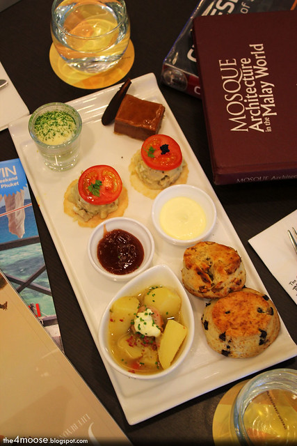 the connoisseur concerto - November Afternoon High Tea