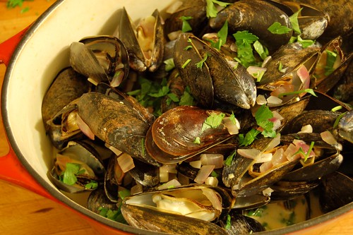 Spicy Smoky Mussels