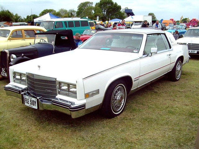 89 Cadillac Eldorado Biarritz (1982)