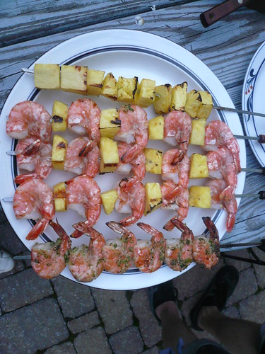 Grilled shrimp with pinapple
