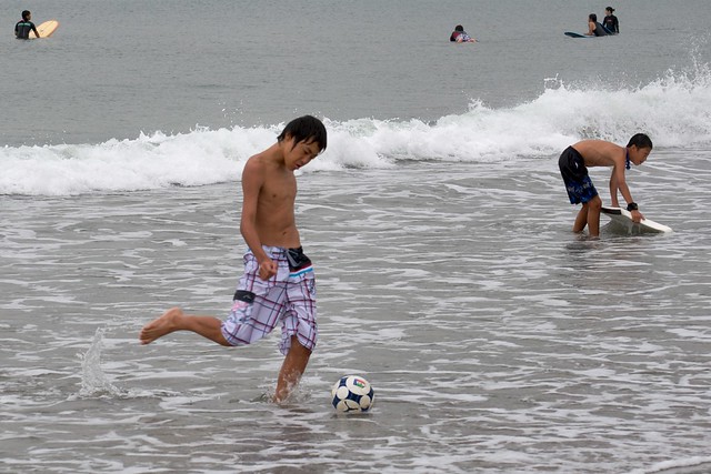 ocean football?