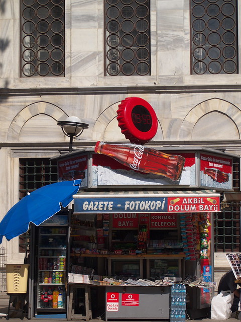 伊斯坦堡街道--街頭小雜貨店