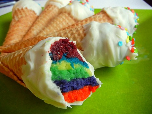 rainbow cake bite ice cream cones