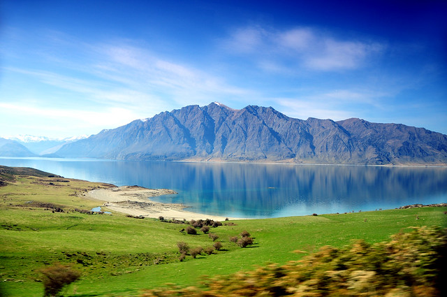 New Zealand - Lake H (something)