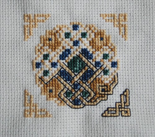 Celtic cross stitch by hallucygenia