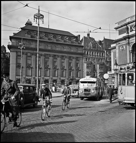 Trafiic at Gustav Adolfs torg in Stockholm 1947