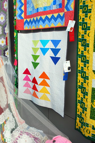 blue ribbon for triangles quilt!