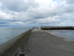 A cloudy Thursday afternoon in Bray harbour