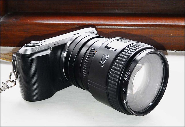 Sony NEX-C3 Nikon 85mm f/1.8