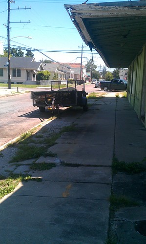 Trailer in front of old Knights of Columbus Hall on Apple @ Dante