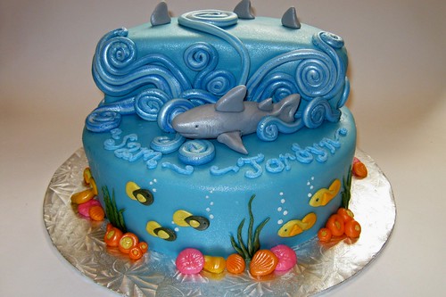Ocean/Shark Cake by Cake Maniac
