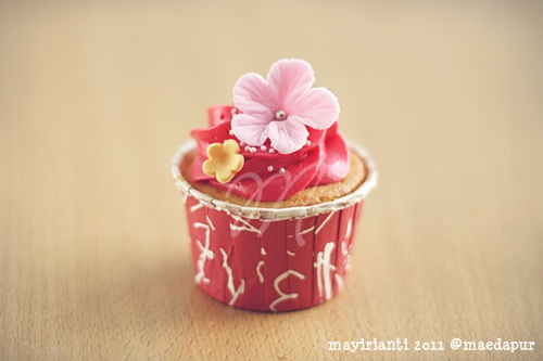 red cupcake